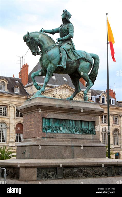 joan of arc statue france.